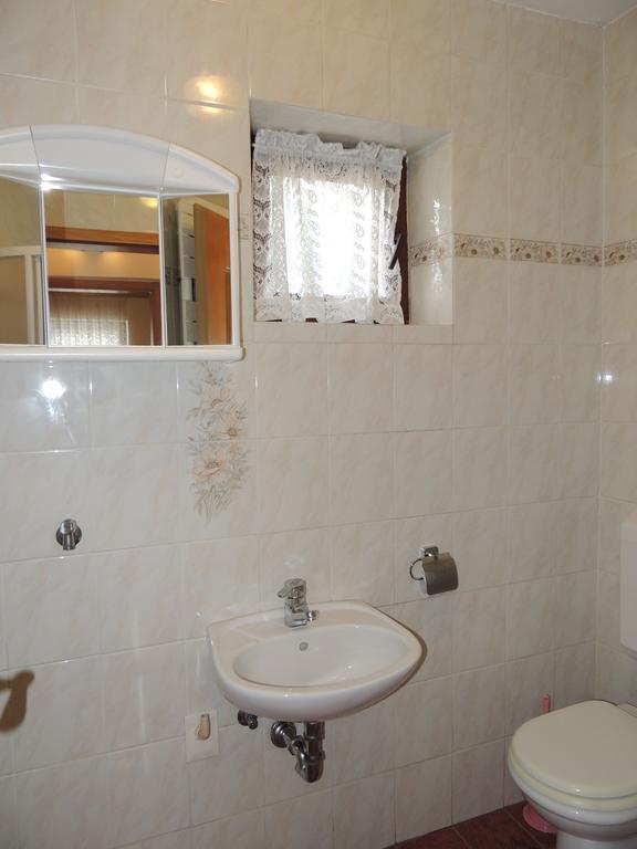 Apartma Lesjak 1 بوويتش المظهر الخارجي الصورة